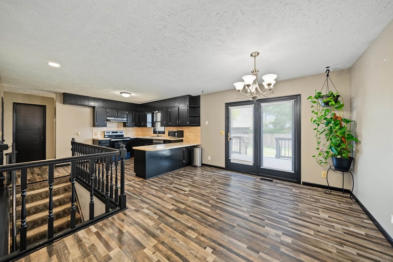 1114 Revere Dr, Salina, KS 67401