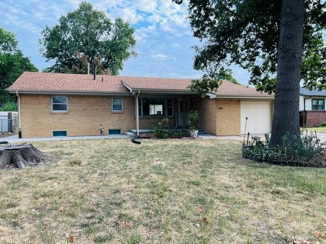 1921 E Scott Ave, Wichita, KS 67216