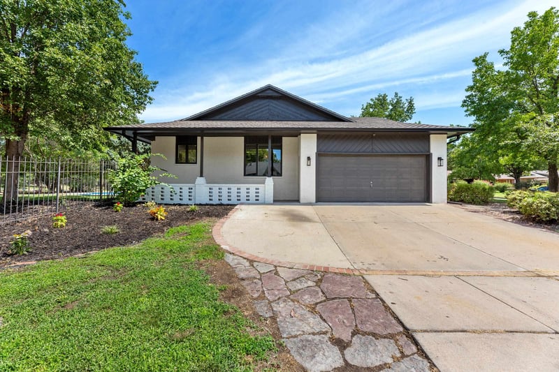 11522 SW Texas St, Wichita, KS 67209