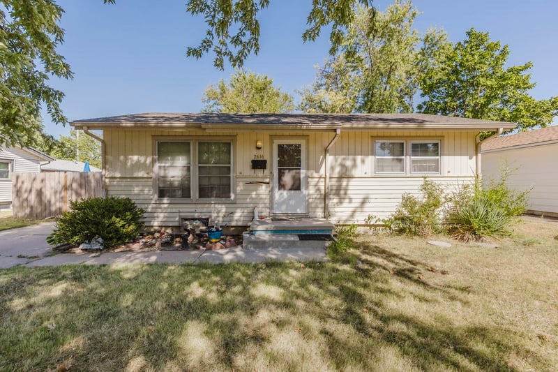2616 S Oak, Wichita, KS 67217