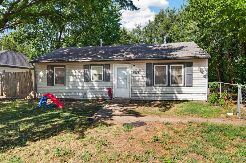4601 S Brookhaven St, Wichita, KS 67216