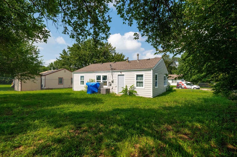4626 S Hemlock Ave, Wichita, KS 67216
