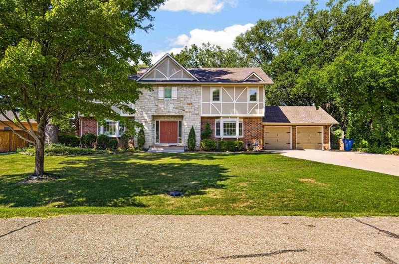 607 N Brookhaven Dr, Wichita, KS 67230