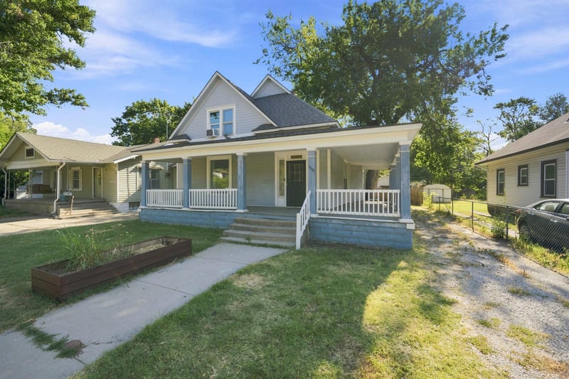 1628 N Waco, Wichita, KS 67203