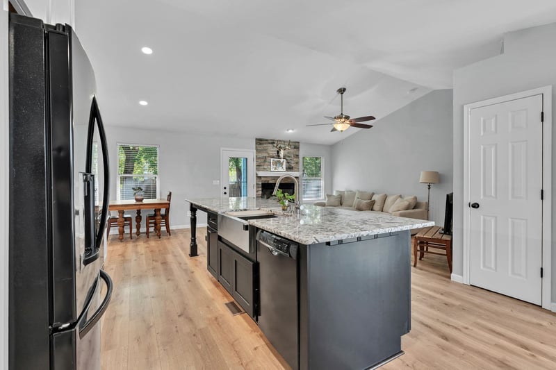 614 Havenwood, Andover, KS 67002