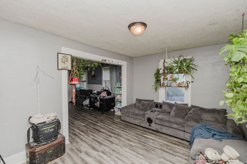 2116 S Wichita, Wichita, KS 67213