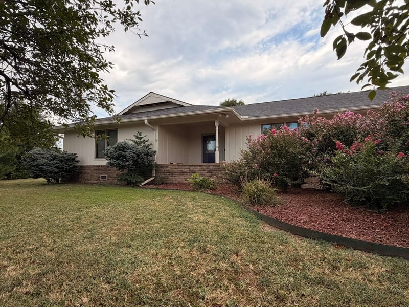 2817 E Birch Ave, Parkerfield, KS 67005