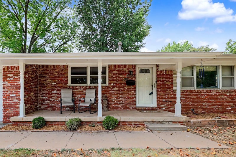 10233 W Binter, Wichita, KS 67212
