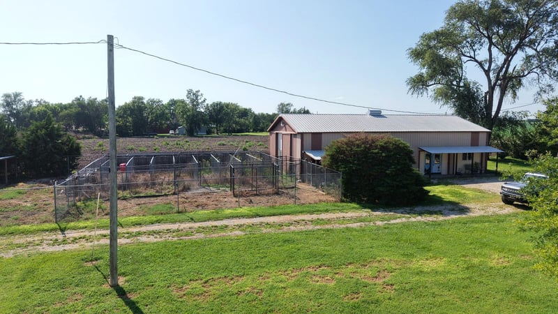 1152 Old Hwy 40, Abilene, KS 67410-0000
