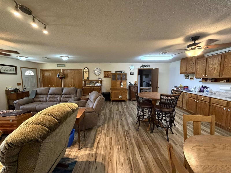 1766 Jeep Rd, Abilene, KS 67410