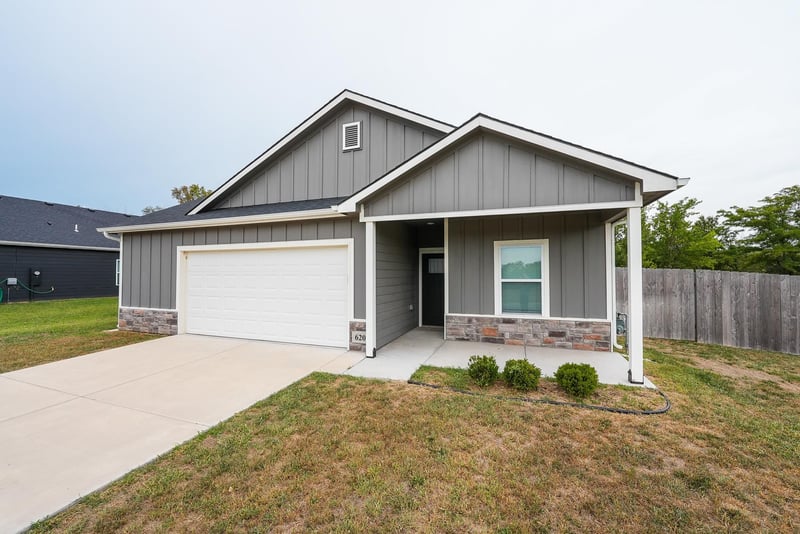 620 W Finney Ave, El Dorado, KS 67042