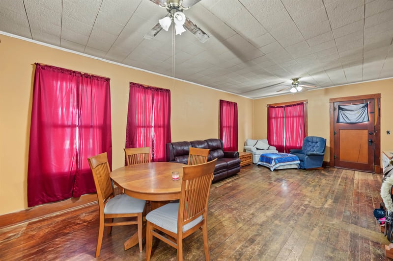 121 N Swedonia St, Marquette, KS 67464