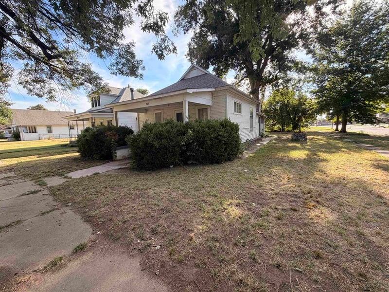 801 A, Arkansas City, KS 67005