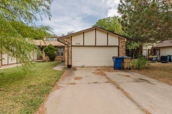 2438 S Capri, Wichita, KS 67210