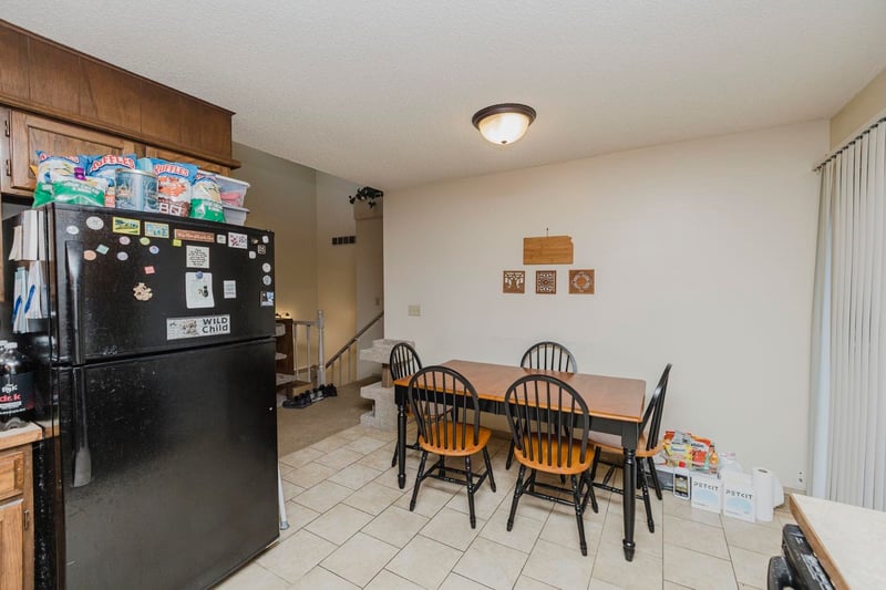 2438 S Capri, Wichita, KS 67210