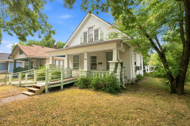 345 N Grove, Wichita, KS 67214