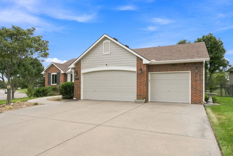14103 W Onewood Ct, Wichita, KS 67235