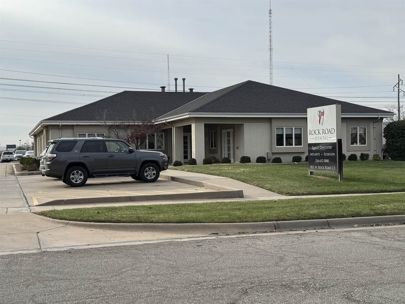 1831 N Rock Road Ct, Wichita, KS 67206