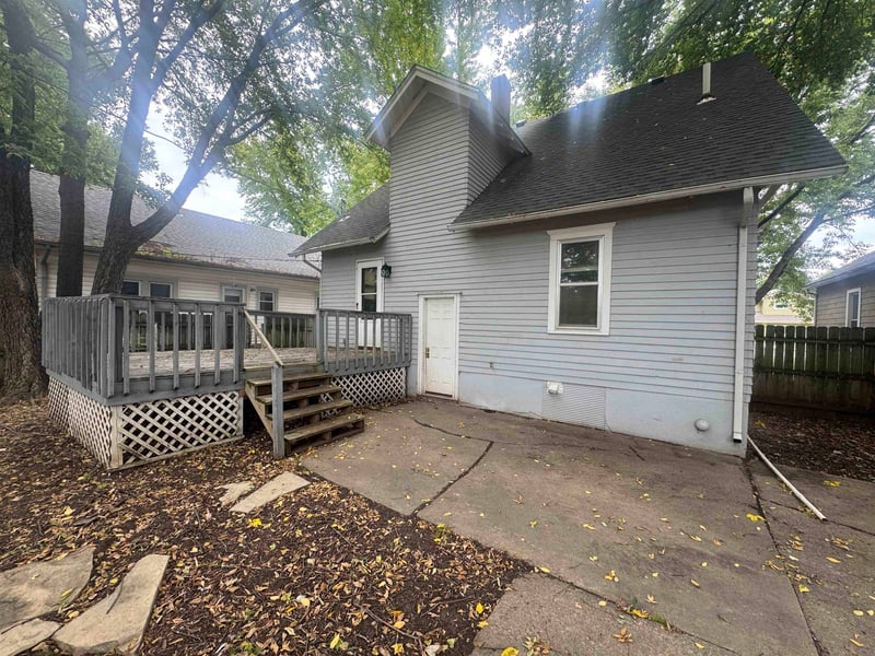 710 E 9th, Winfield, KS 67156