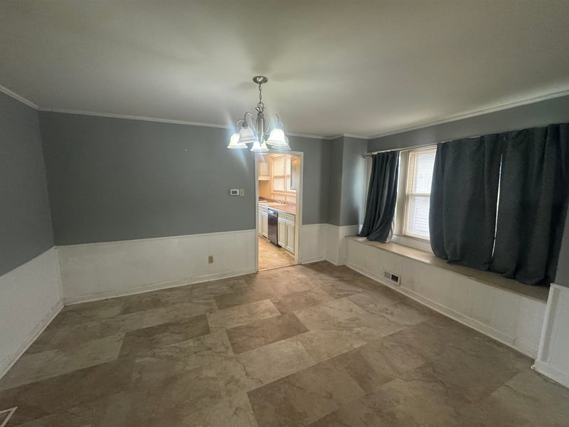 710 E 9th, Winfield, KS 67156
