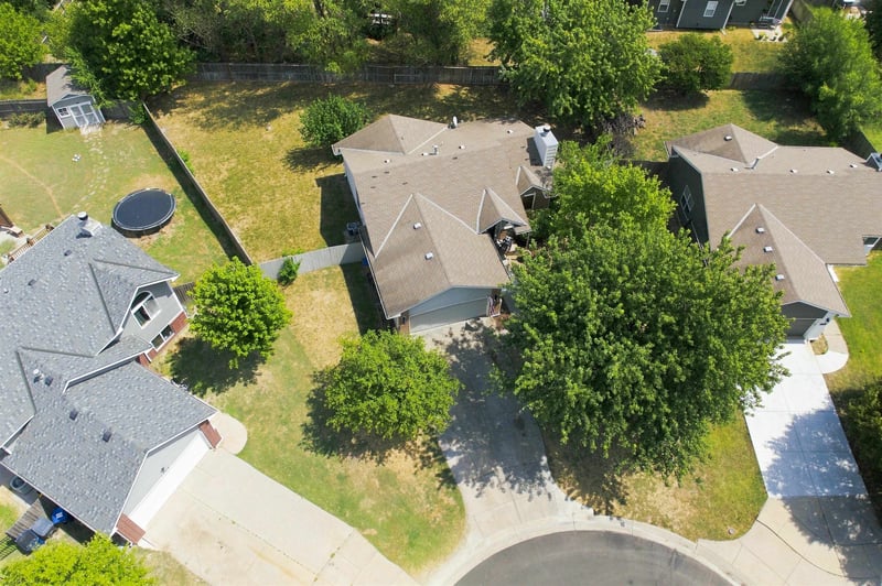 1748 N Basswood Ct, Andover, KS 67002