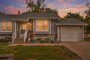 4115 W Zoo Blvd #501, Wichita, KS 67212
