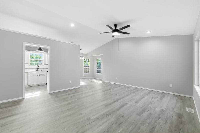 1826 S Mars, Wichita, KS 67209