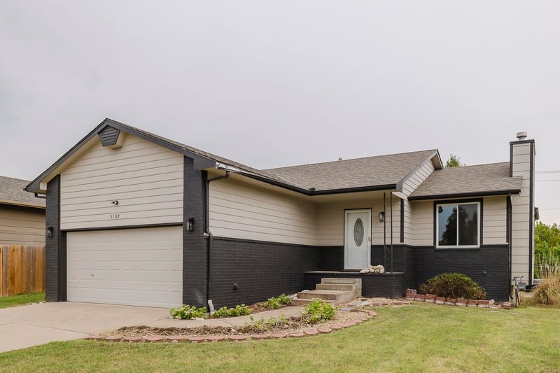 5102 N Blackhawk St, Wichita, KS 67219