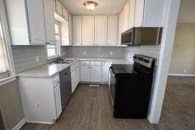 1420 E El Monte, Wichita, KS 67216