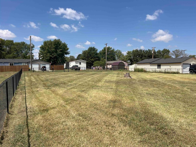 312 N 6th, Conway Springs, KS 67031