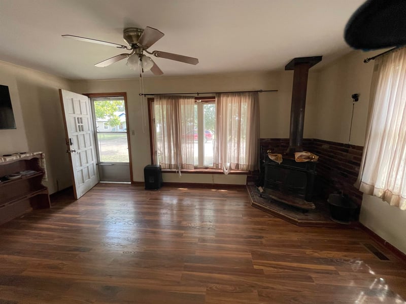 1406 N B, Wellington, KS 67152