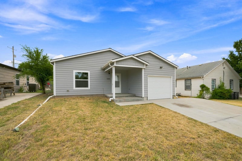 1304 N Lorraine Ave, Wichita, KS 67214