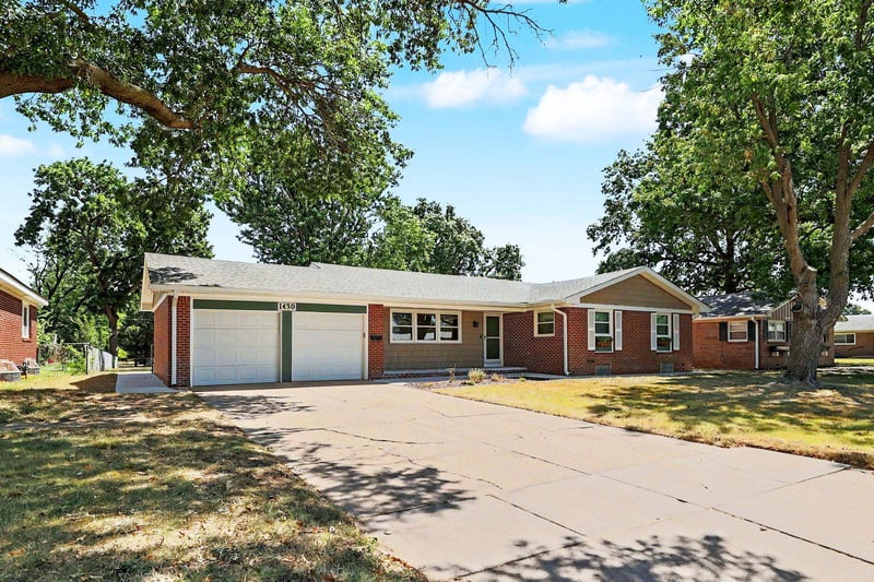 1430 N Mount Carmel Ave, Wichita, KS 67203