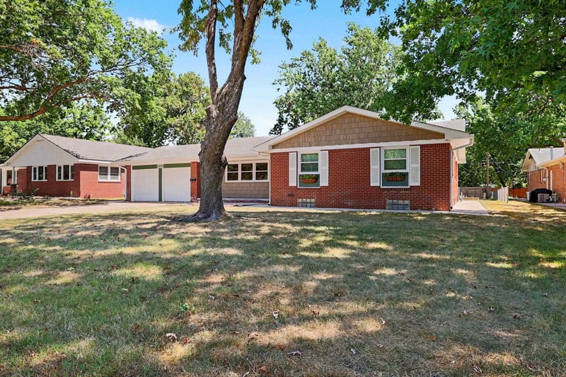 1430 N Mount Carmel Ave, Wichita, KS 67203
