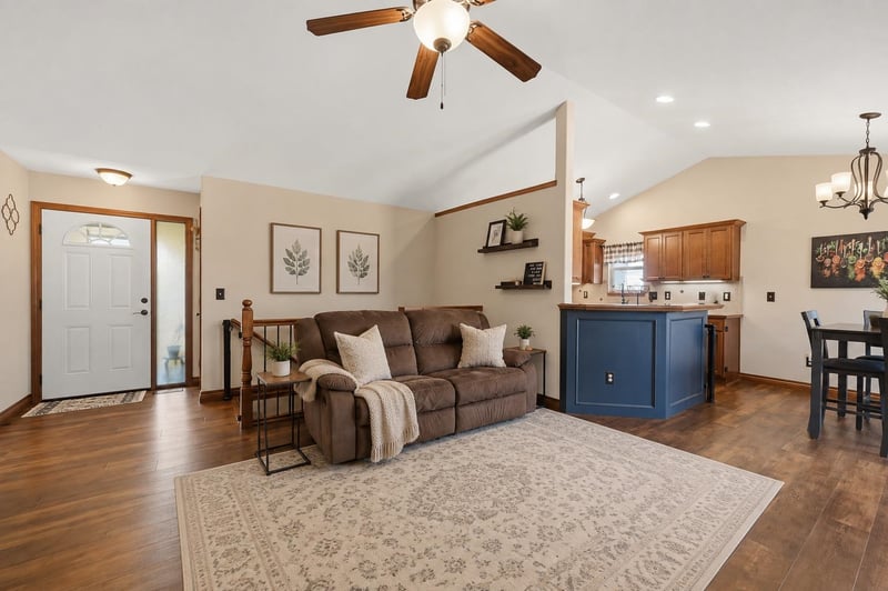 200 E Stone Pa, Derby, KS 67037