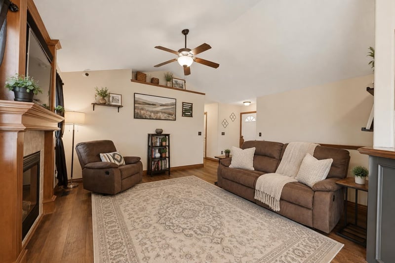 200 E Stone Pa, Derby, KS 67037