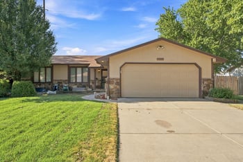 10607 W Nantucket St, Wichita, KS 67212-1274