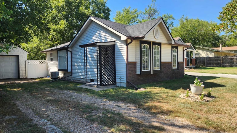 763 N Custer Ave, Wichita, KS 67203