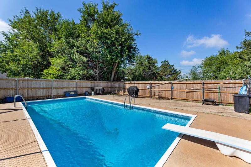 605 S Walnut, South Hutchinson, KS 67505