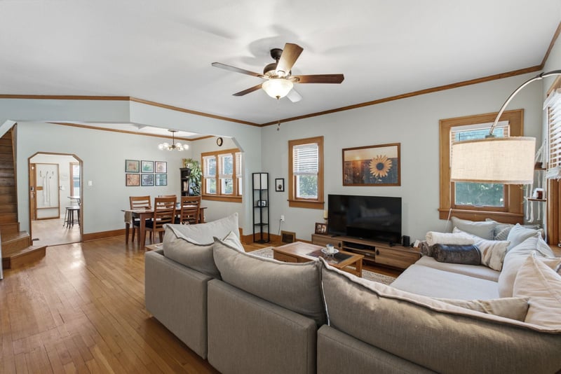 3211 E Chatfield Pl, Wichita, KS 67208