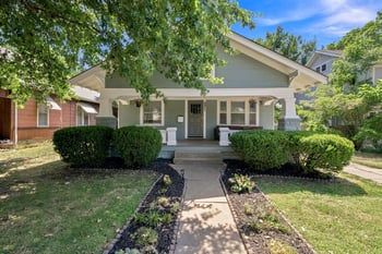 3211 E Chatfield Pl, Wichita, KS 67208