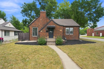 556 S Poplar St, Wichita, KS 67211