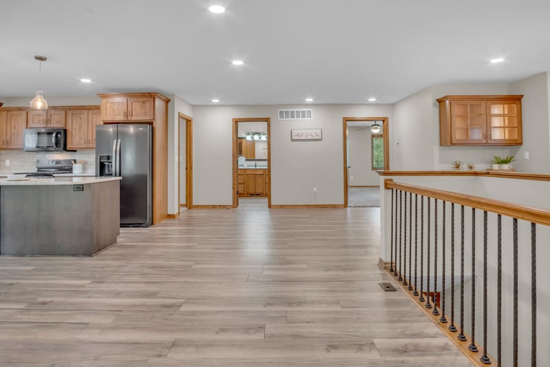 600 W 13th St, Newton, KS 67114