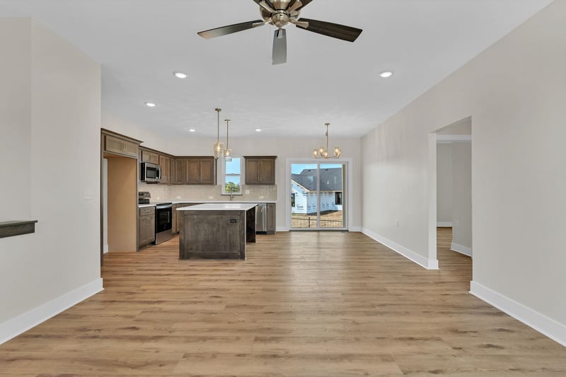 5039 N Highland St, Bel Aire, KS 67220
