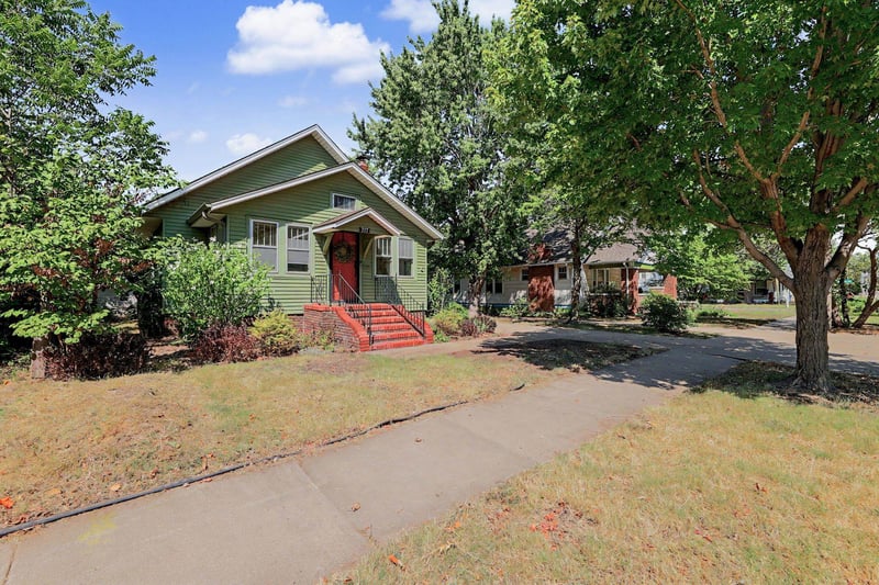 717 N High, Newton, KS 67114