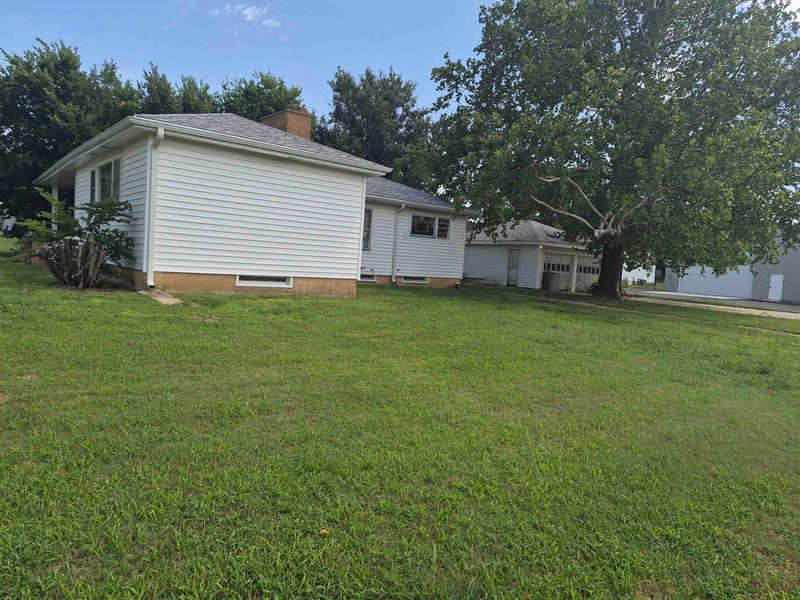 205 E Lost St, Lincoln, KS 67455