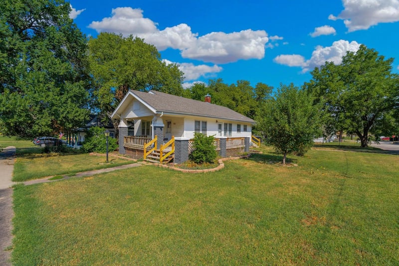 501 W Lincoln Ave, Wellington, KS 67152