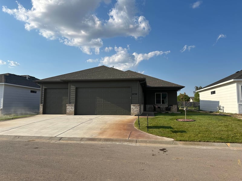 4434 N Sunny Ct, Wichita, KS 67205