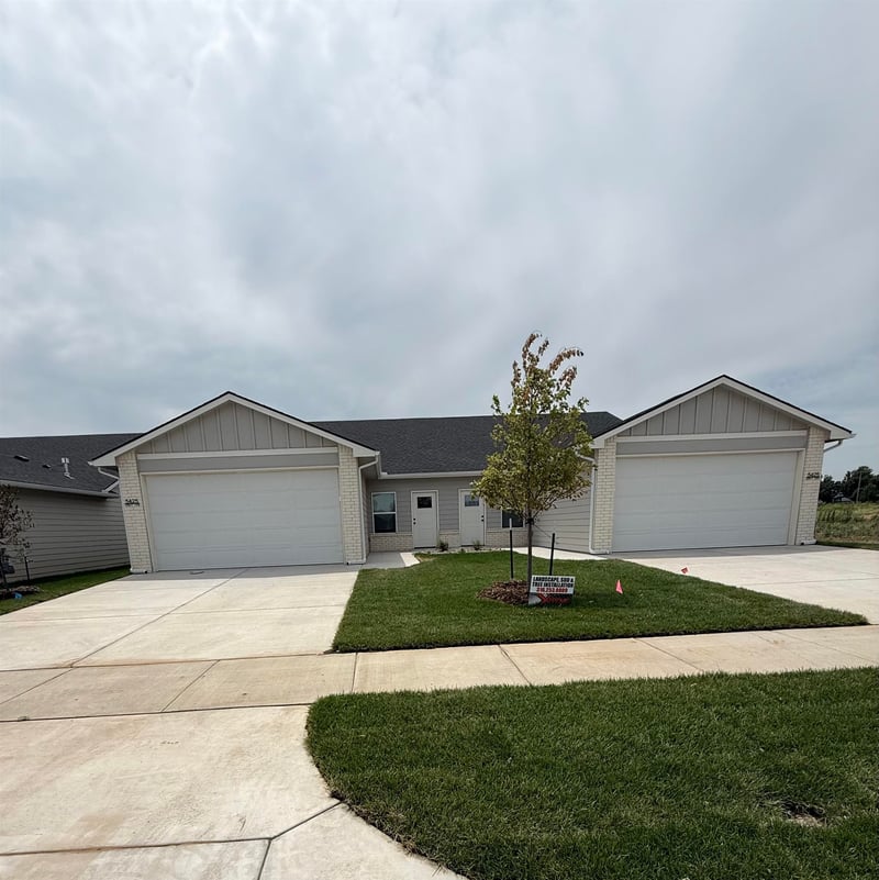 5425 W Rolly Unit 100, Wichita, KS 67215