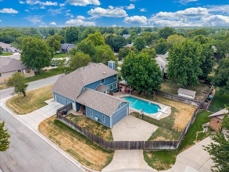 11804 W 1st St N, Wichita, KS 67212